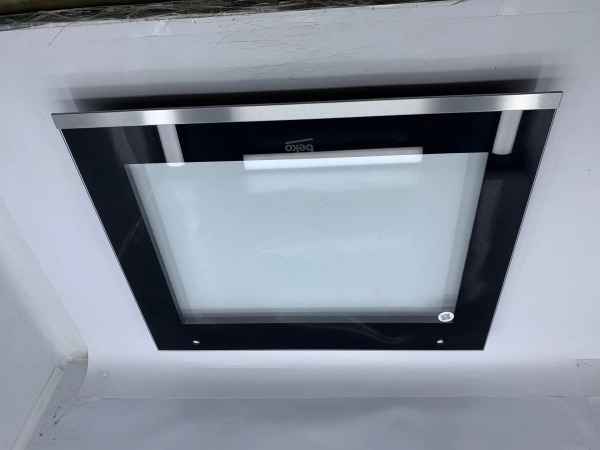 Vnější sklo dveří trouby Beko 210480313