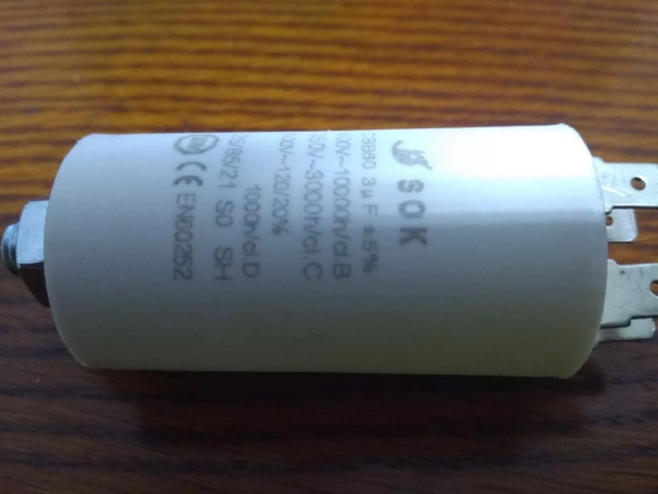 Kondenzátor 3uF 450-500V