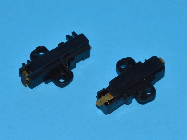 Uhlík motoru C.E.SET 489062