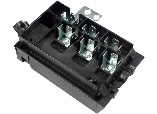 Svorkovnice přívodu C12F000A2