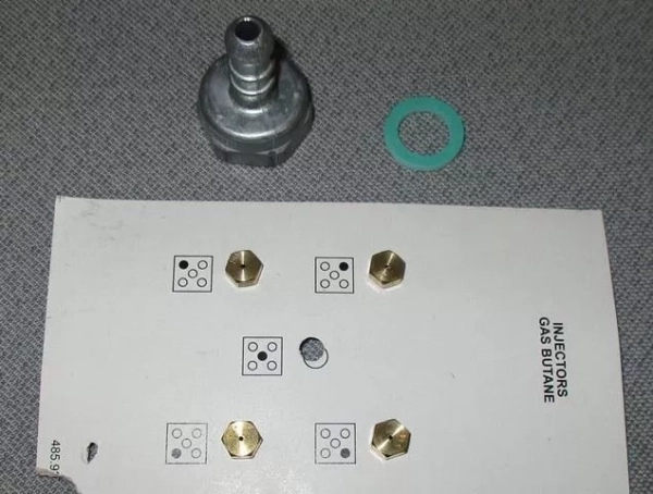Trysky PB Beko 4431900094