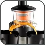 Servirov&aacute;n&iacute; př&iacute;mo do skleničky.