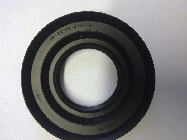 Gufero 40x62/78x8/14,8
