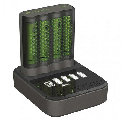 EMOS Nabíječka baterií GP Pro P461 + 4× AA ReCyko 2700 + DOCK